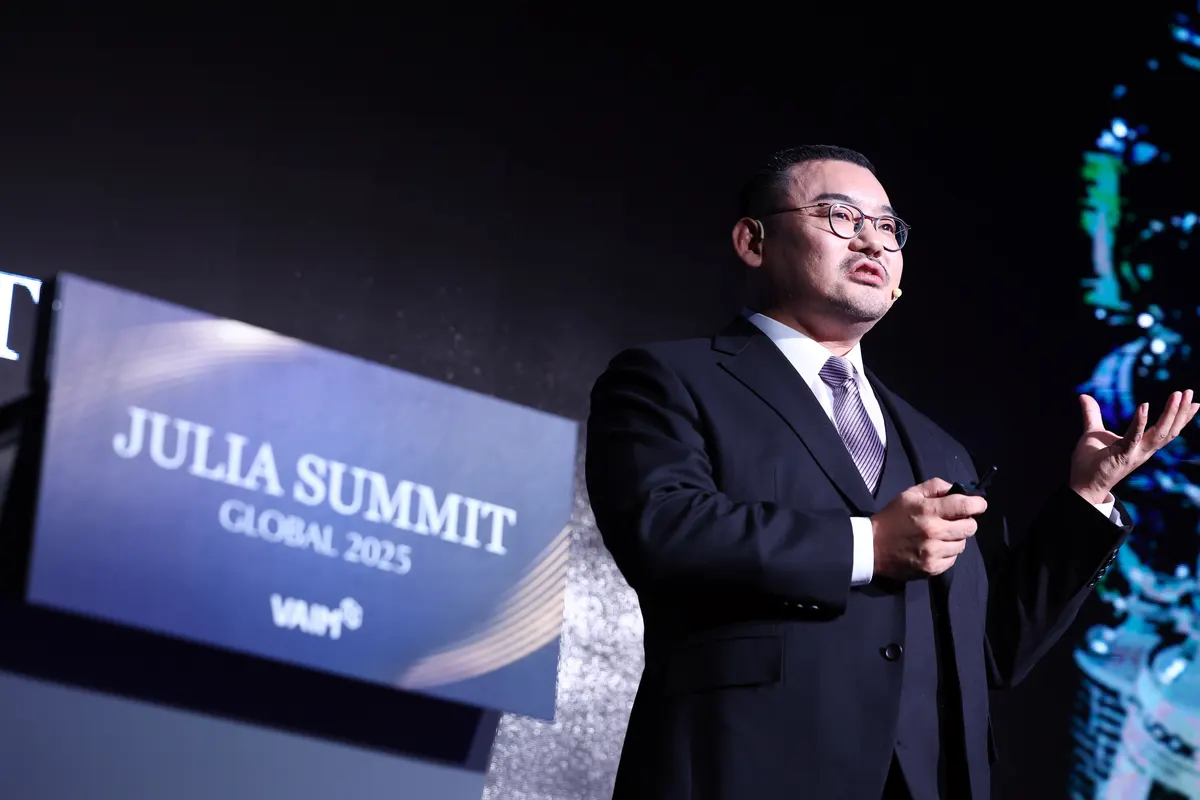JULIA SUMMIT GLOBAL 2025 — Juvelook Journey — 特邀演讲